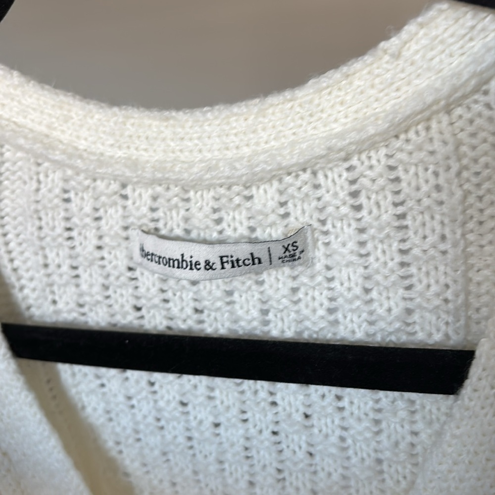 A&F cable knot button sweater - Picture 2 of 5